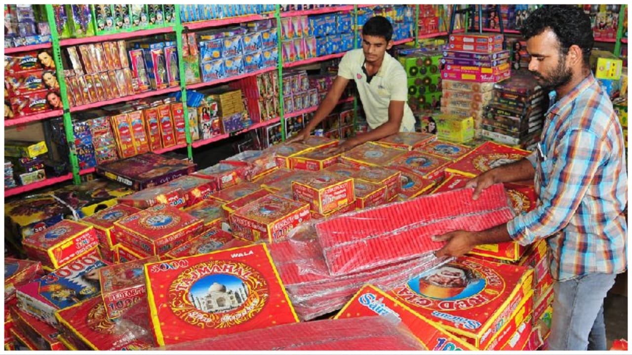 Cuttack: After SC's Ban On Firecrackers, Police Forbid To Issue License To Sellers