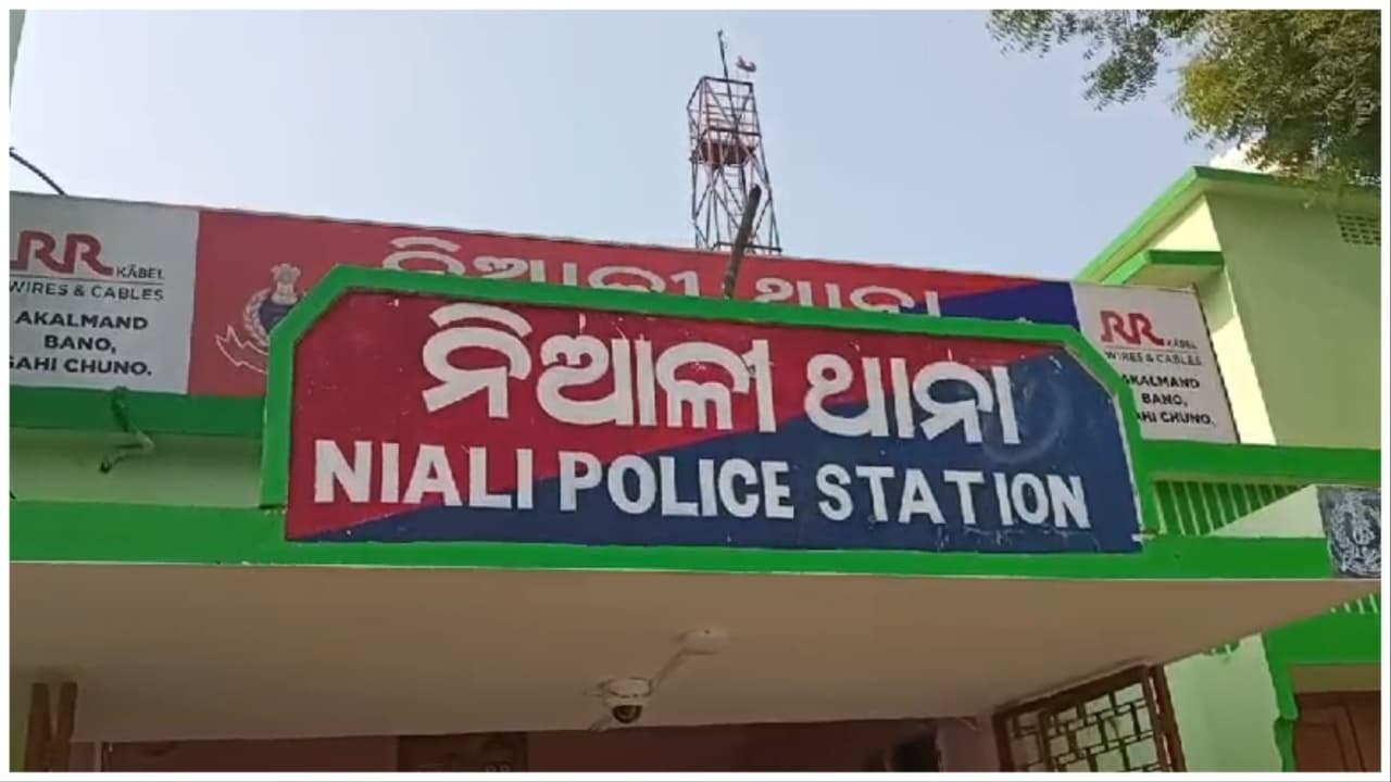 Cuttack Miscreants Throw Cattle Bone In Ram Mandir
