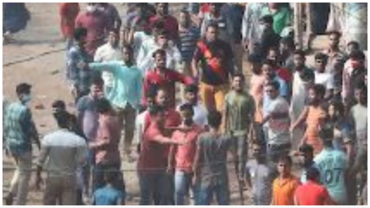 130 factories shut in Bangladesh amid labour protest for higher wages