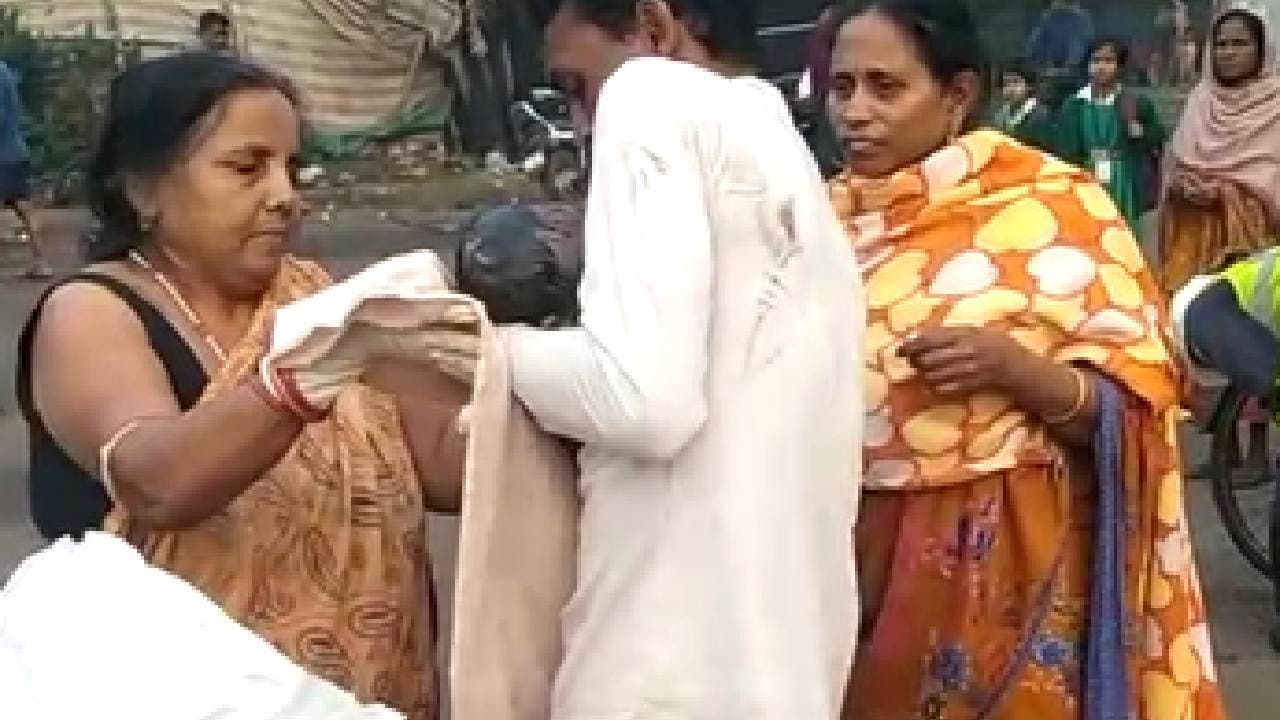 Ambulance Delay: Woman Delivers On Trolley Midway to Hospital In Paradip