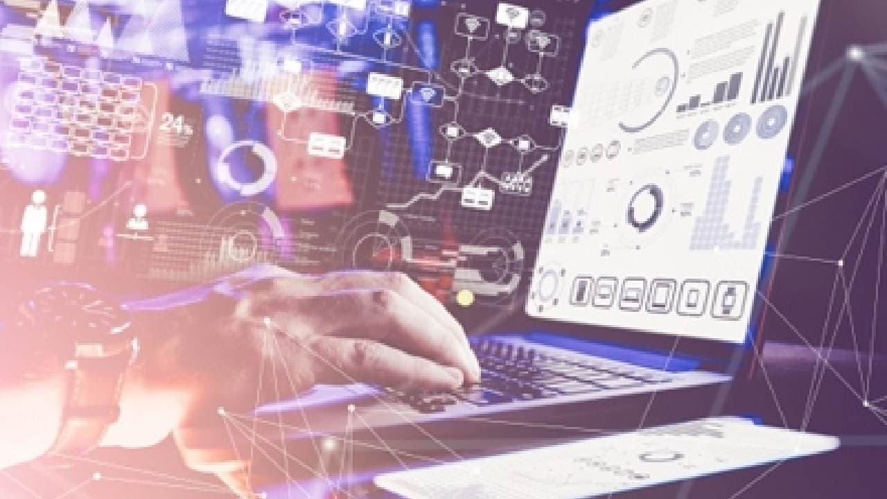 Hiring In Indian IT Sector Declines 21% In Dec, AI Jobs See Growth