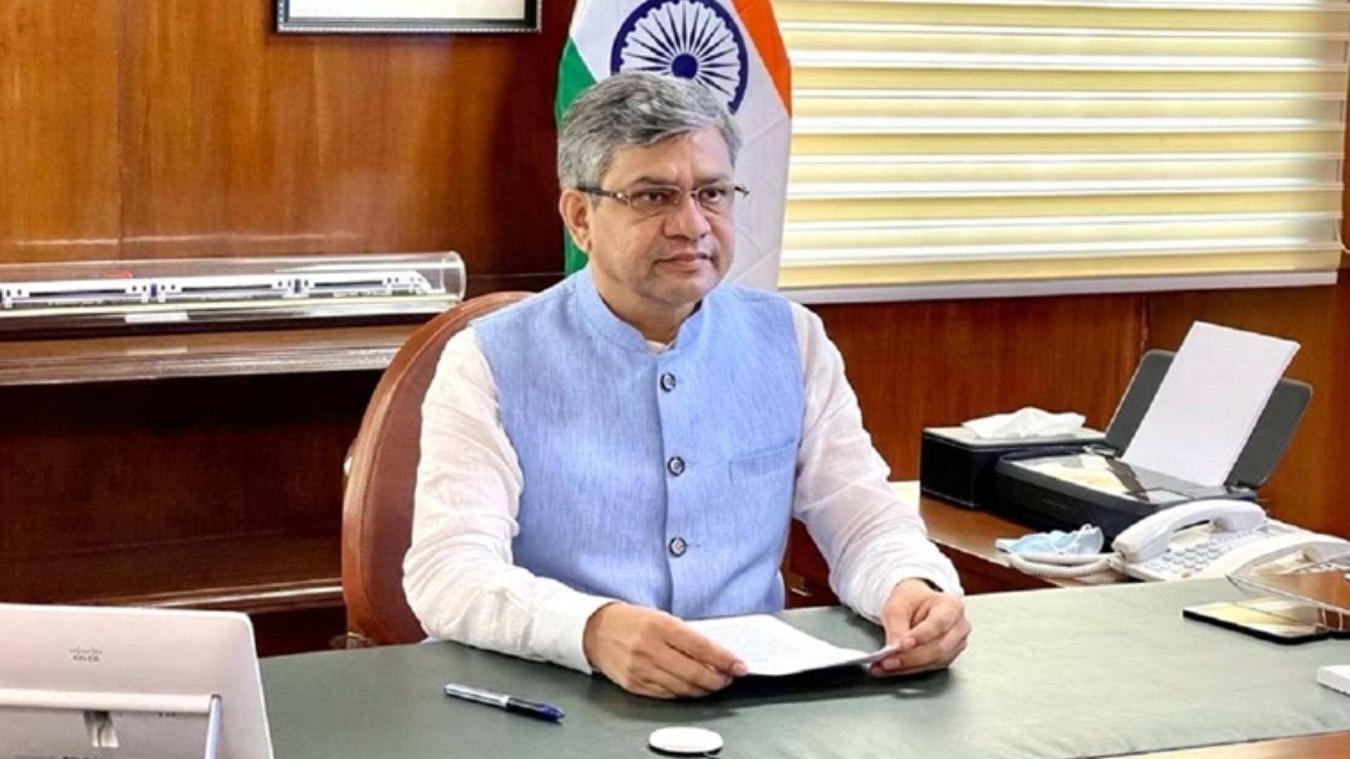 15 kilometers of new railway lines being laid every day in Rajasthan: Ashwini Vaishnaw