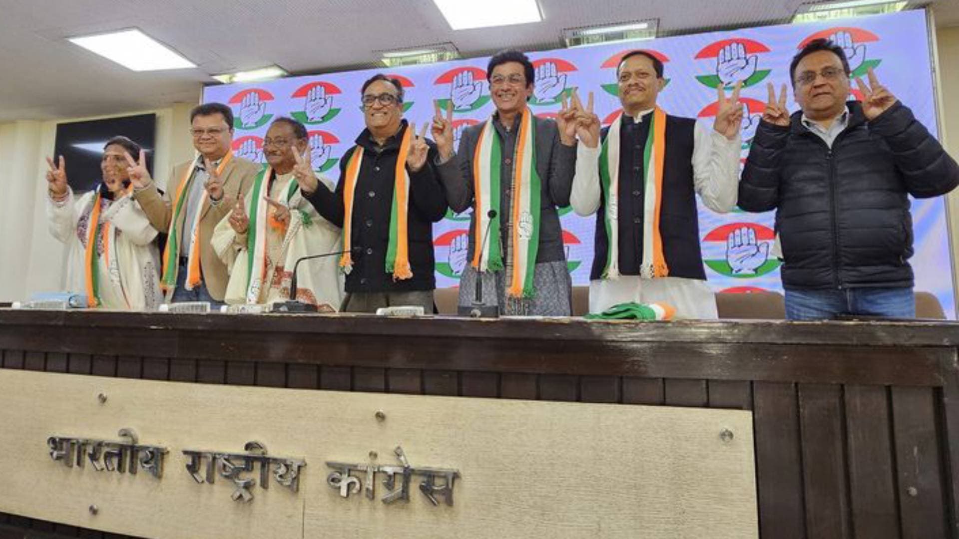 Former Odisha CM Giridhar Gamang Returns To Congress Along With Wife & Son
