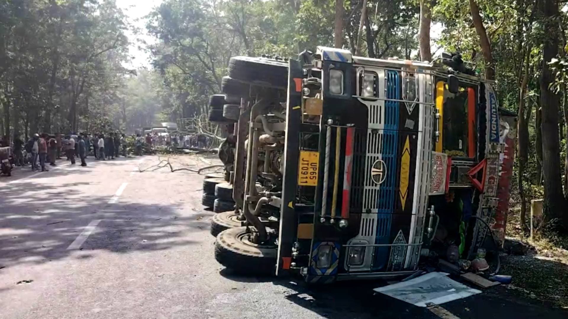 2 Killed As Truck Hits Bike In Kalahandi, Traffic Disrupted