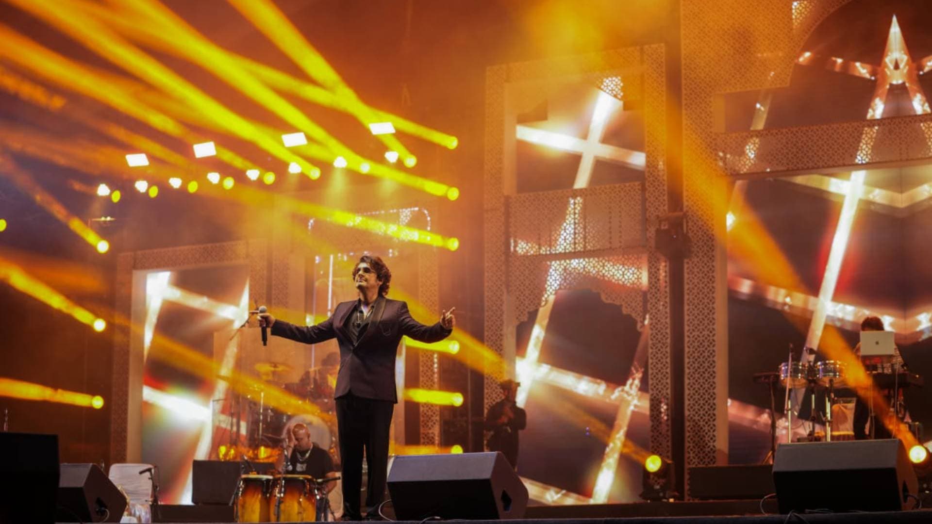 Ekamra Utsav: Sonu Nigam Leaves Audiences Mesmerised In Bhubaneswar