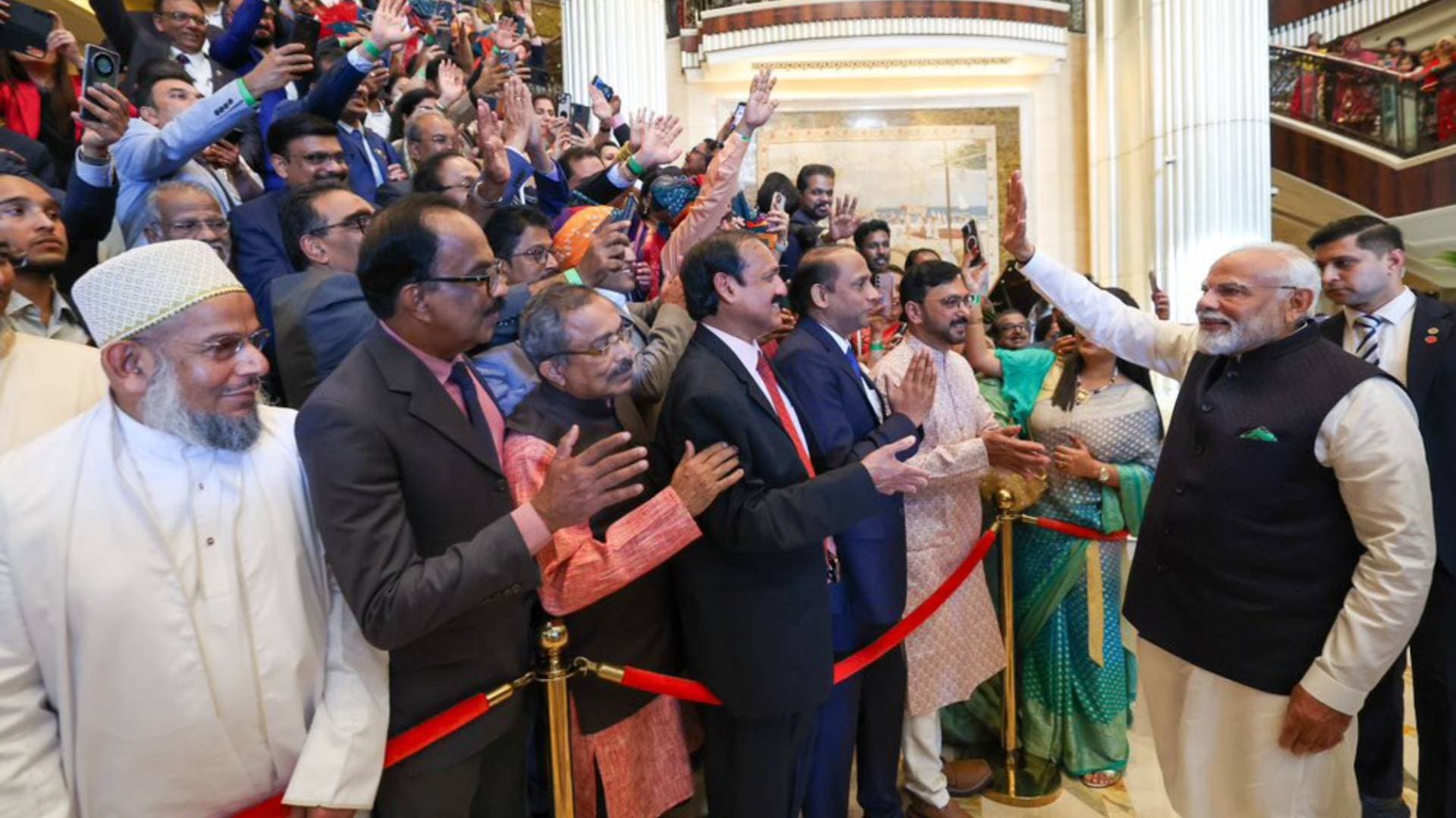 'Bharat, UAE Dosti Zindabad', PM Modi Tells Indian Diaspora In Abu Dhabi
