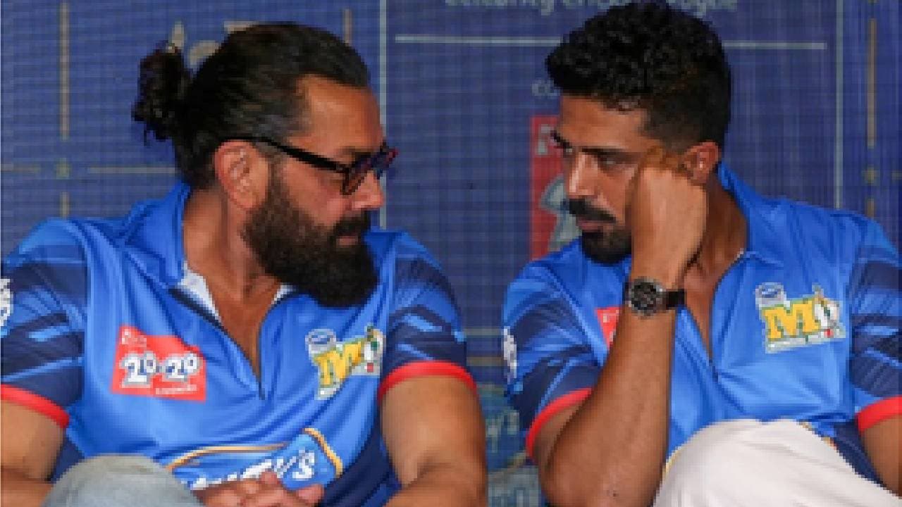 Saqib Saleem Flexes His Biceps To Bobby, Talks About His Love For Cricket