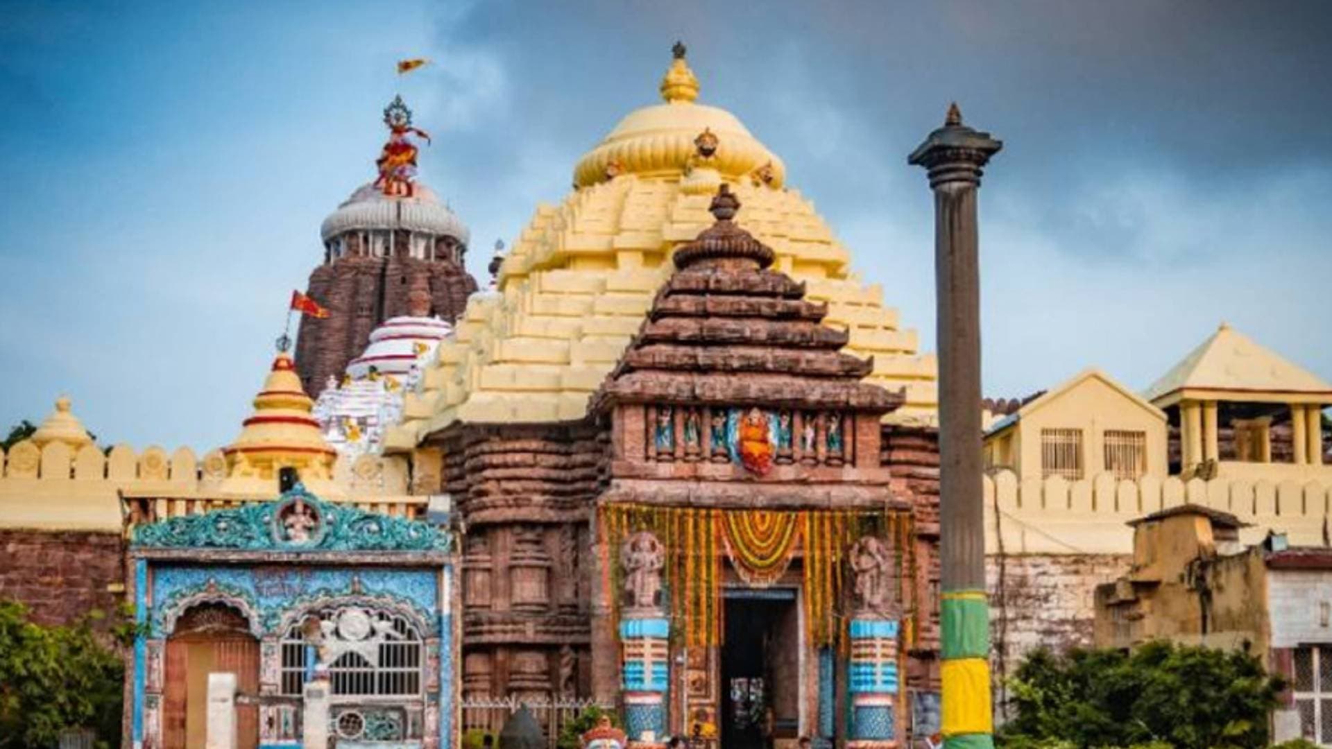 Stone Slab Falls Off Puri Srimandir, None Hurt