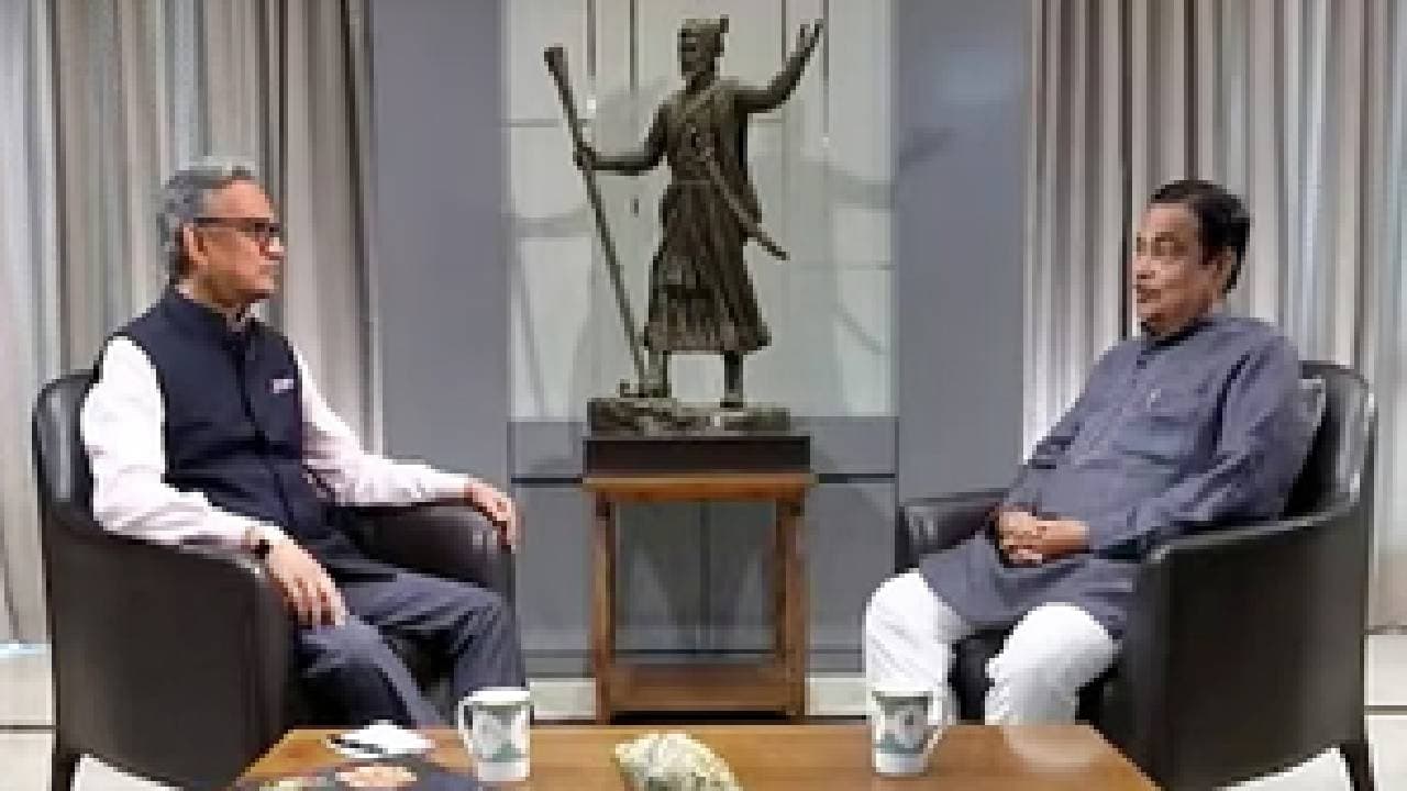 Govt Plans To Roll Out E-Buses In All Cities, Some Long Routes: Gadkari