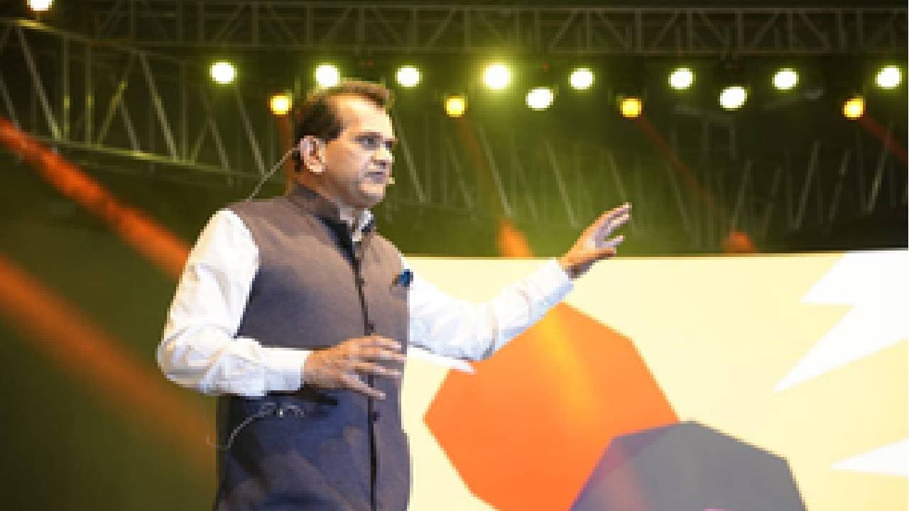 India Needs At Least 1 Mn Fast Chargers To Adopt EVs By 2030: Amitabh Kant
