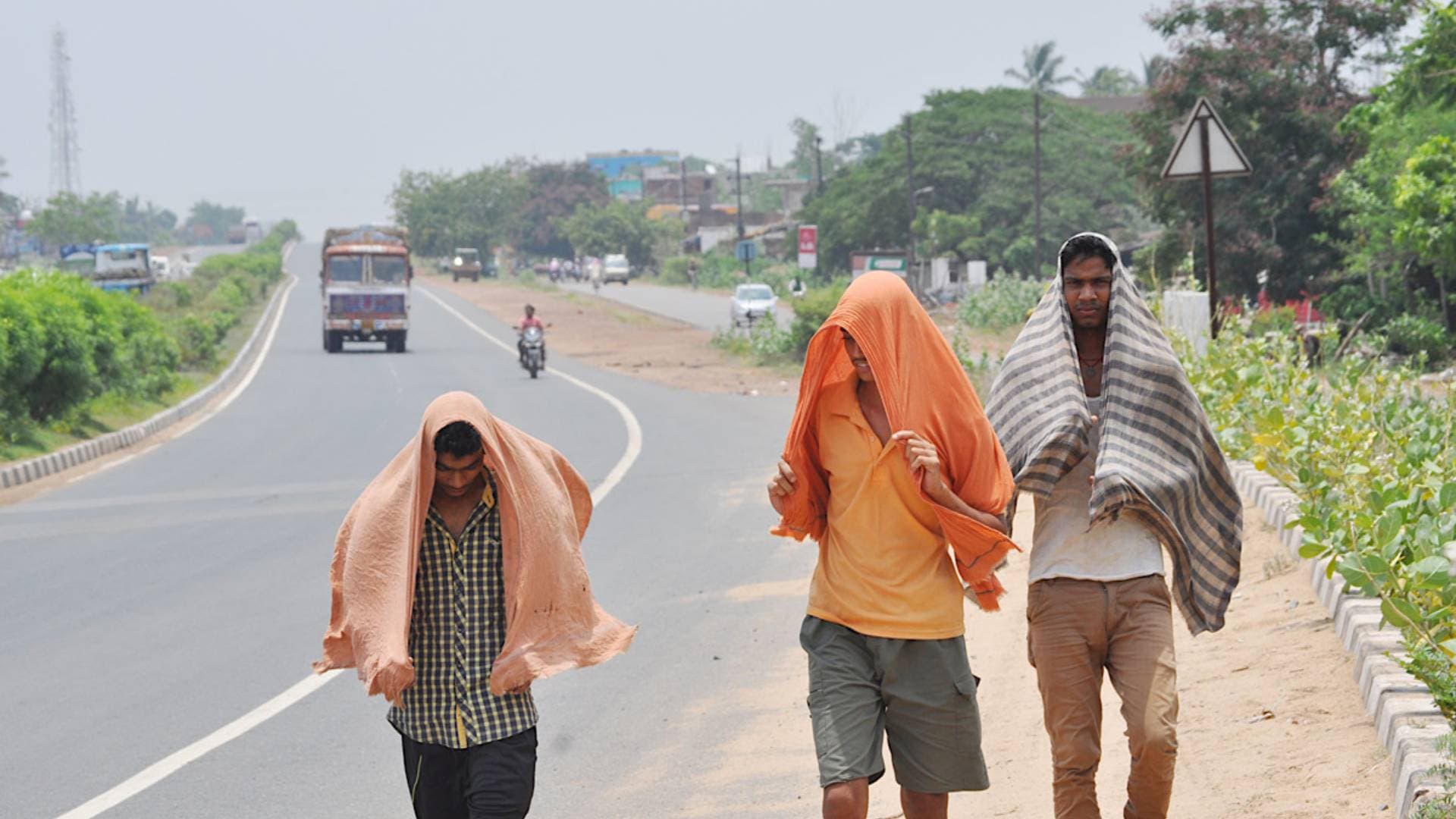 6 Places In Odisha Record Temperatures Above 40°C By 11.30 AM, Balasore Sizzles At 44.1°C