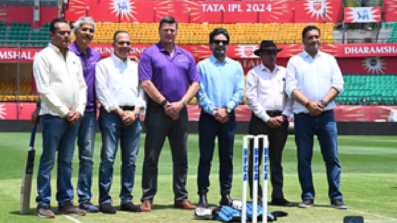 IPL Chairman Arun Dhumal bats for Hybrid pitches in India