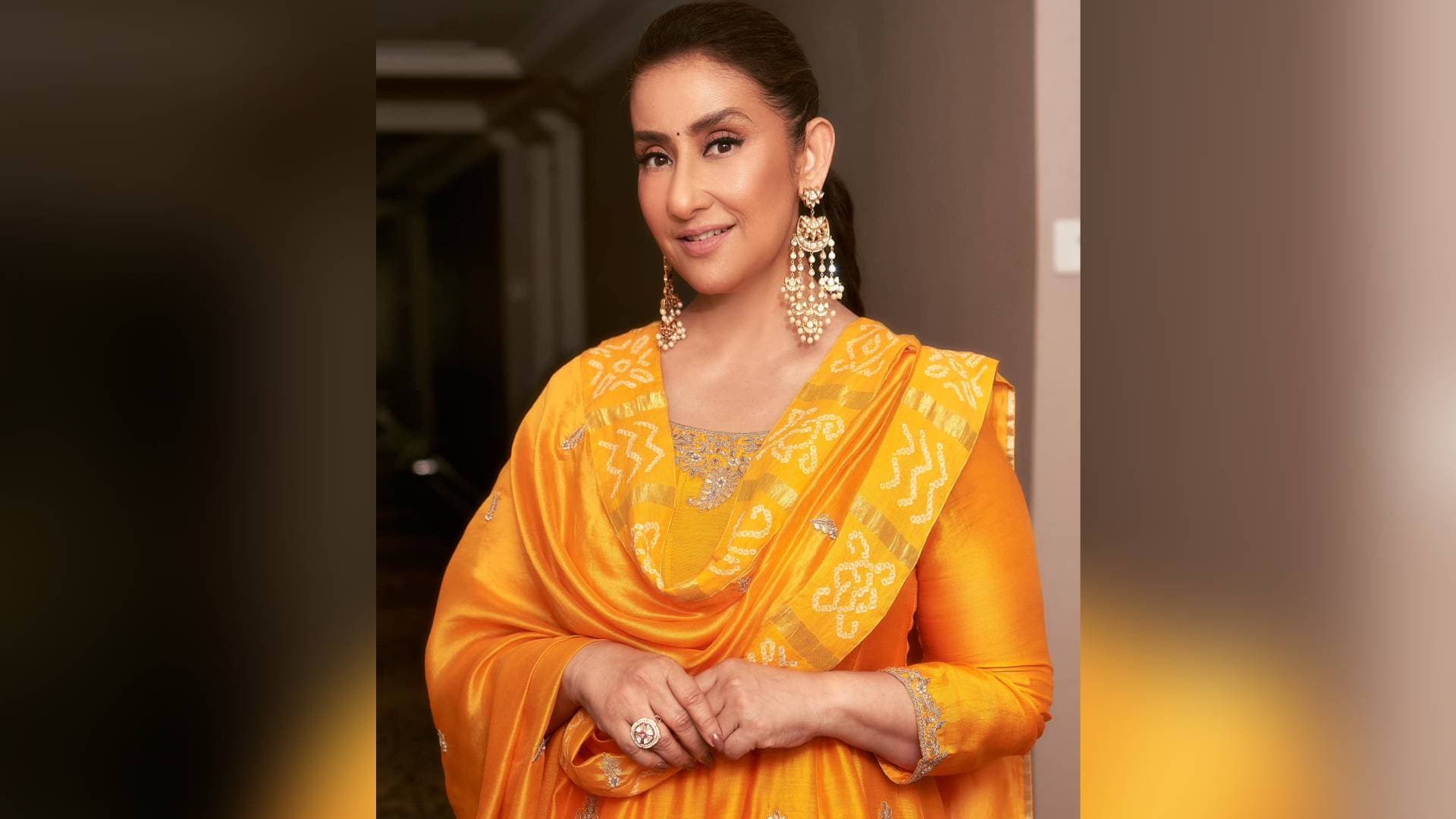 'Traveller’ Manisha Koirala, Who's ‘Always On The Move’, Lounges Around In An Airport