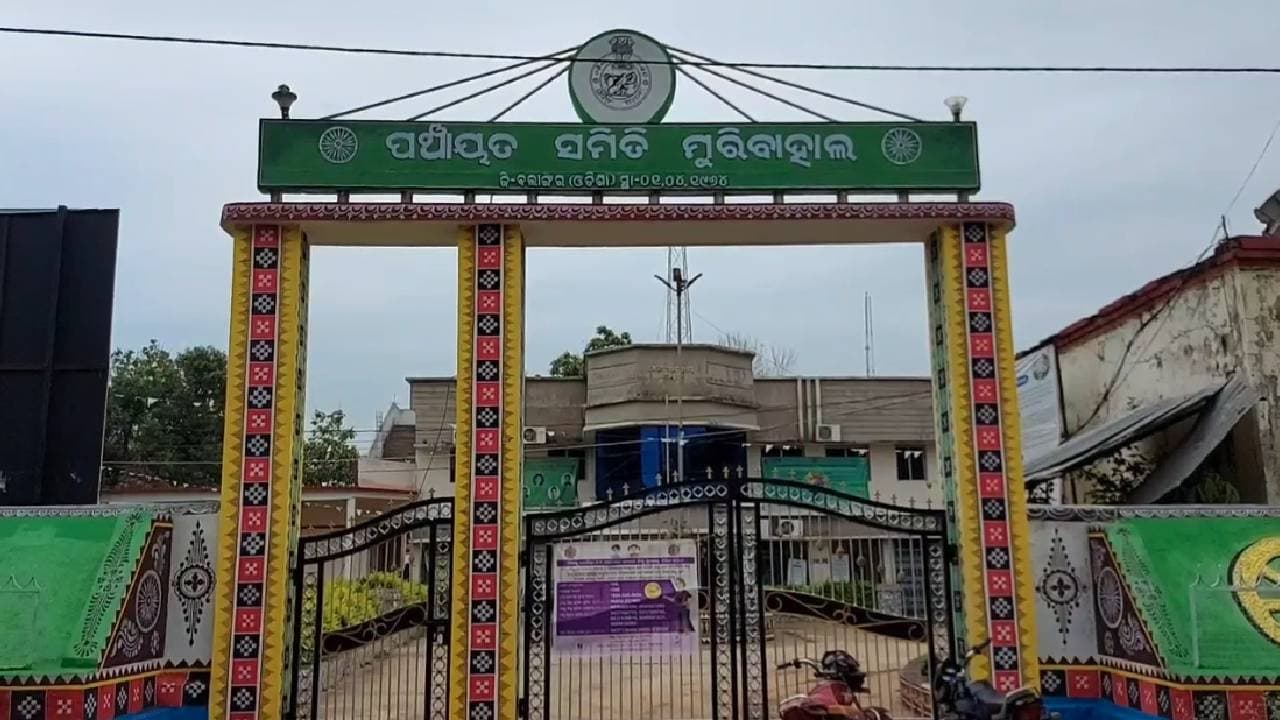 300 Odisha Migrants Trapped In Telangana Urge For Safe Return