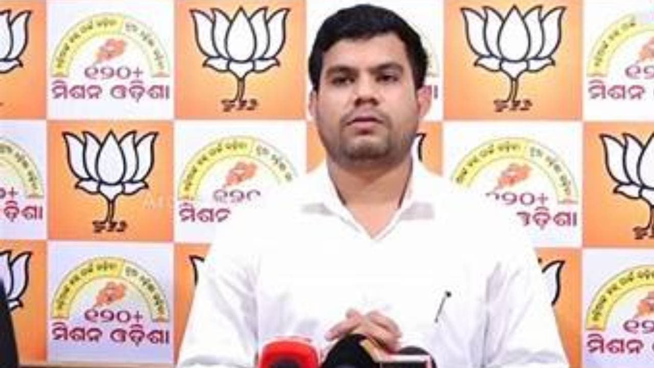 BJP Terms Odisha Police As 'Security Guards' of BJD
