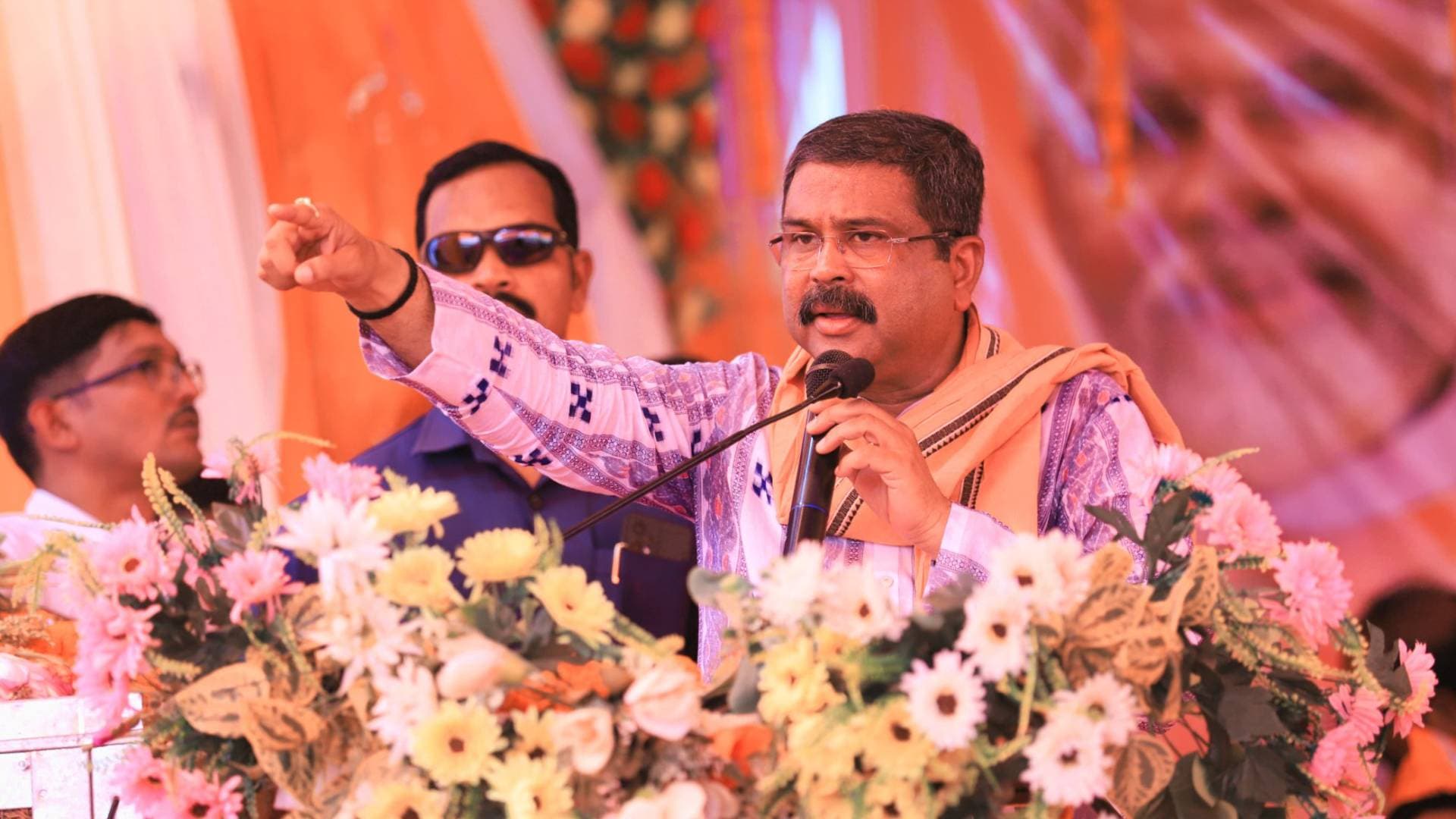 Dharmendra Pradhan Challenges BJD Leaders For Open Debate Over Development In Sambalpur Region