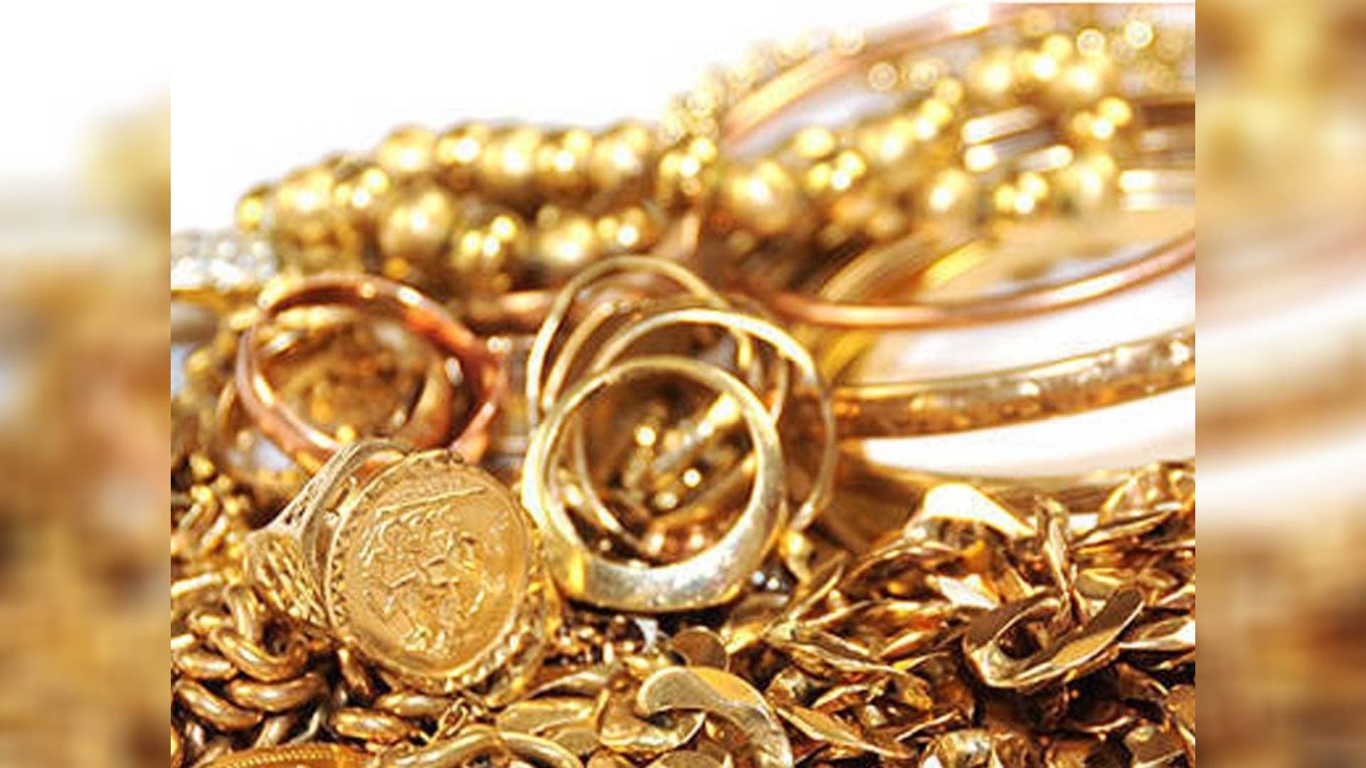 Gold Prices See A Rise By Rs 400 For Second Consecutive Day