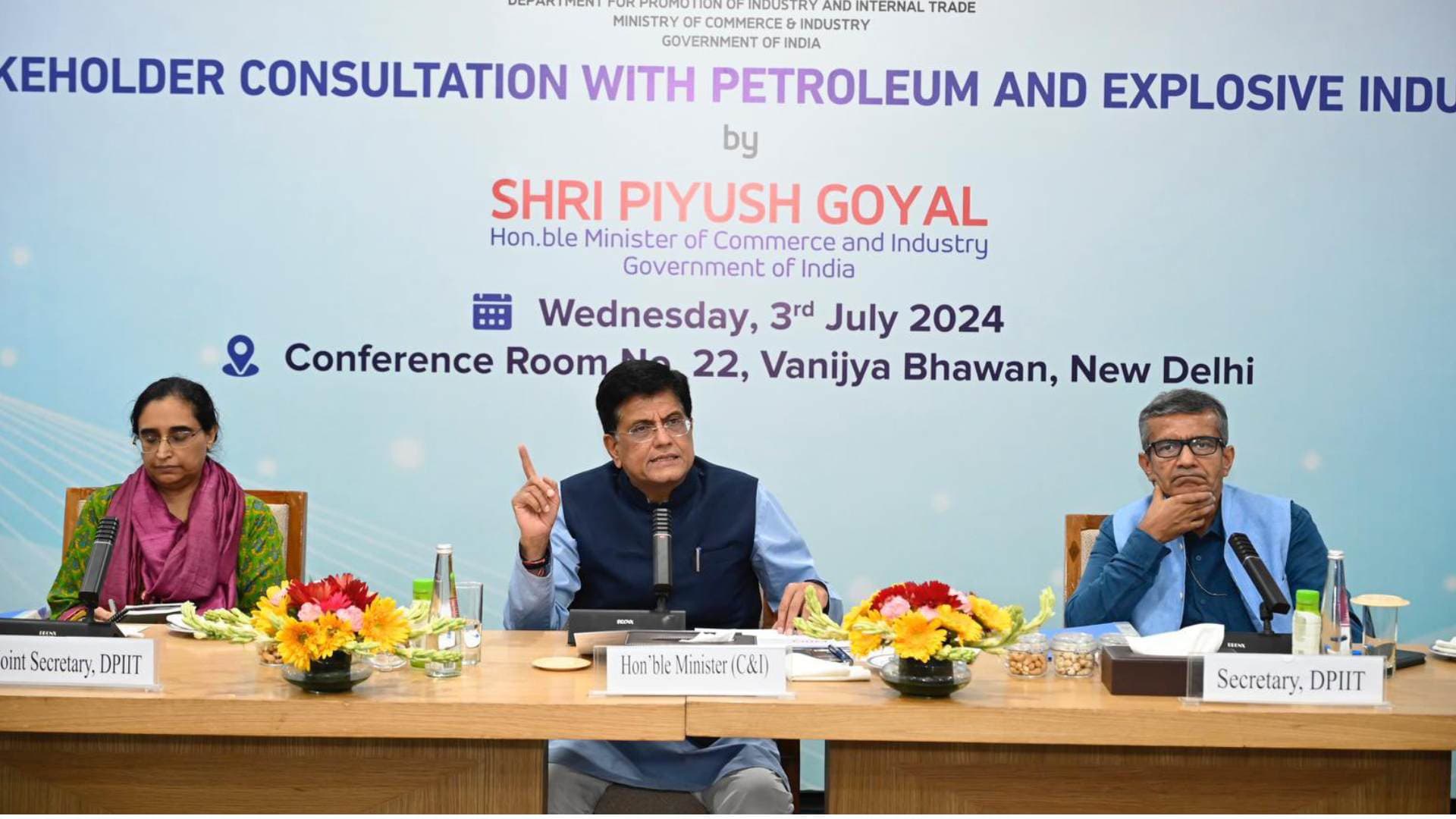 Govt Slashes Licence Fee For Women Entrepreneurs, MSMEs In Petroleum & Explosives Ventures