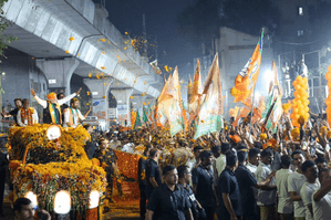 PM Modi Holds Roadshow In Hyd A Day Before Campaigning Ends