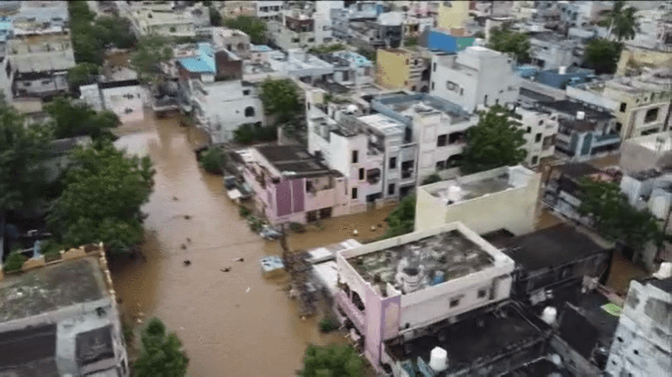 ଦକ୍ଷିଣ ଭାରତରେ ବର୍ଷା ବିତ୍ପାତ , ଗଲାଣି ୧୦ ଜୀବନ