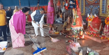 Union Minister Pradhan Cleans Maa Hingula Temple