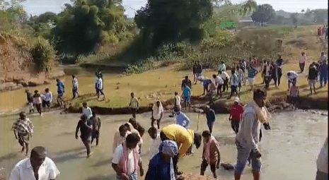 No Bridge, Villagers Carry Dead Body Through River Water In Koraput Village