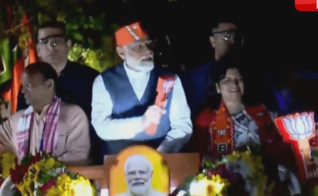 PM Modi Holds Mega Roadshow, Waves To Lakhs In Bhubaneswar