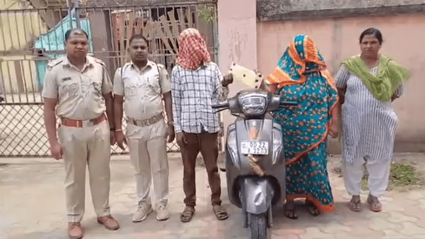 ବ୍ରାଉନସୁଗାର ସହିତ ସ୍କୁଟି ଜବତ