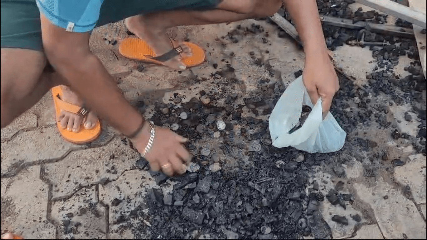 ନିଆଁ ଲାଗି ୧୦ଟି ଦୋକାନ ପୋଡି ପାଉଁଶ