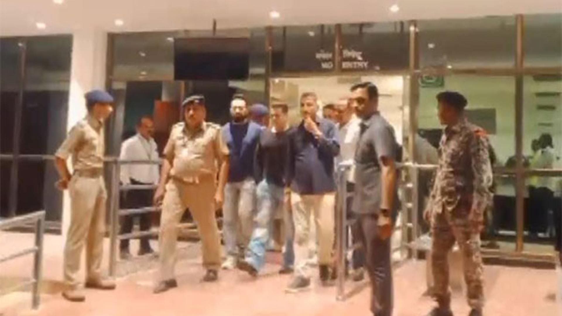 Salman Khan lands in Jamnagar for Anant Ambani's birthday bash